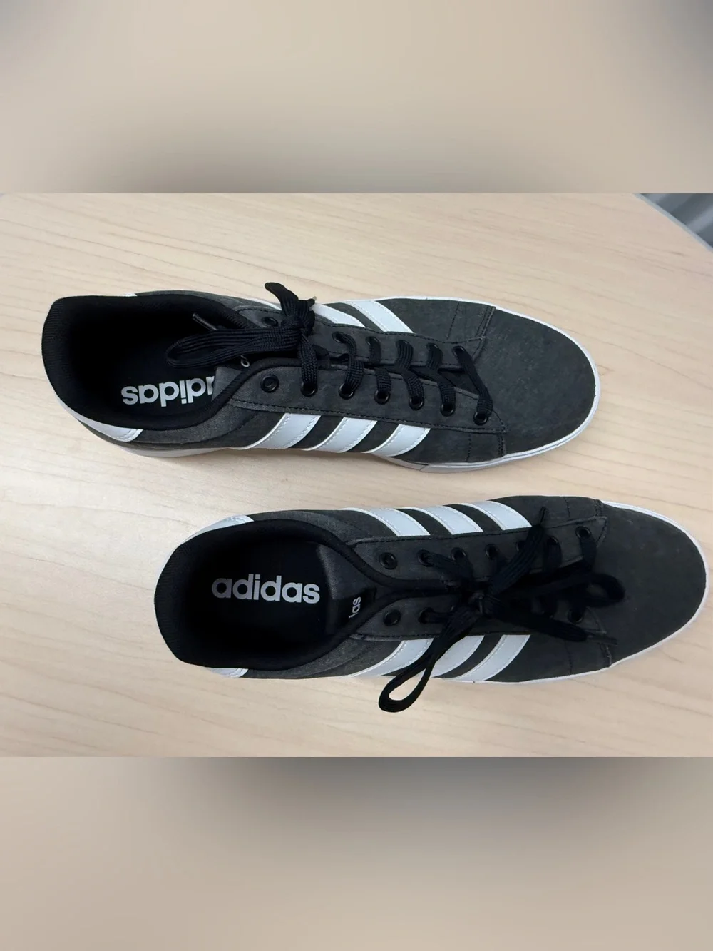 Adidas Men’s Daily 4.0 Black/White/Black Canvas Low-Top Sneakers, Size 13 US